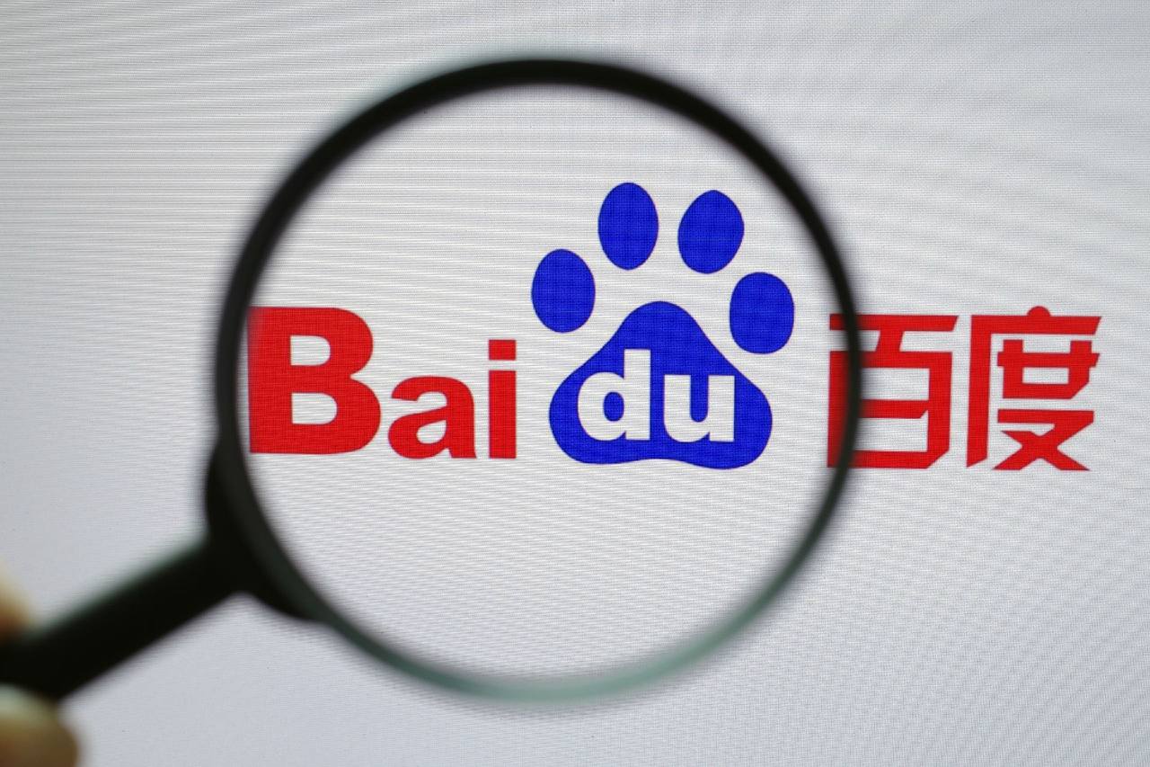 贵州一溶洞流出大量污水含有煤