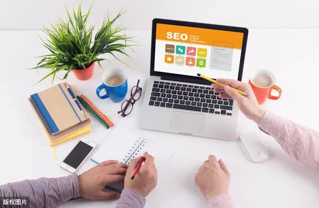 普通女生苦练化妆技术的下场